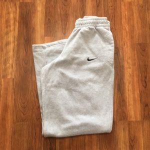 Nike sweats, men Sz medium